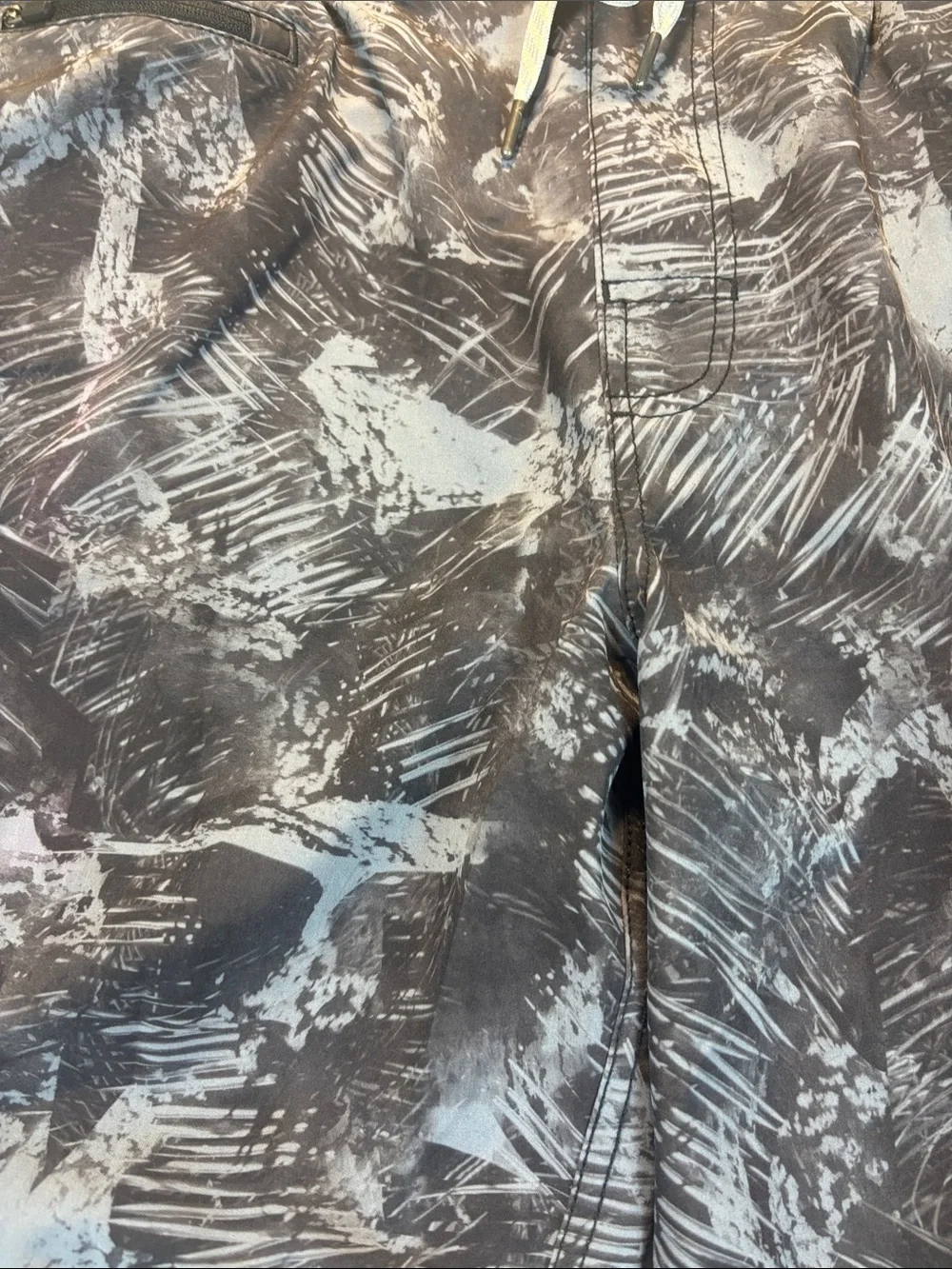 VUORI BLK/GRAY SHORTS